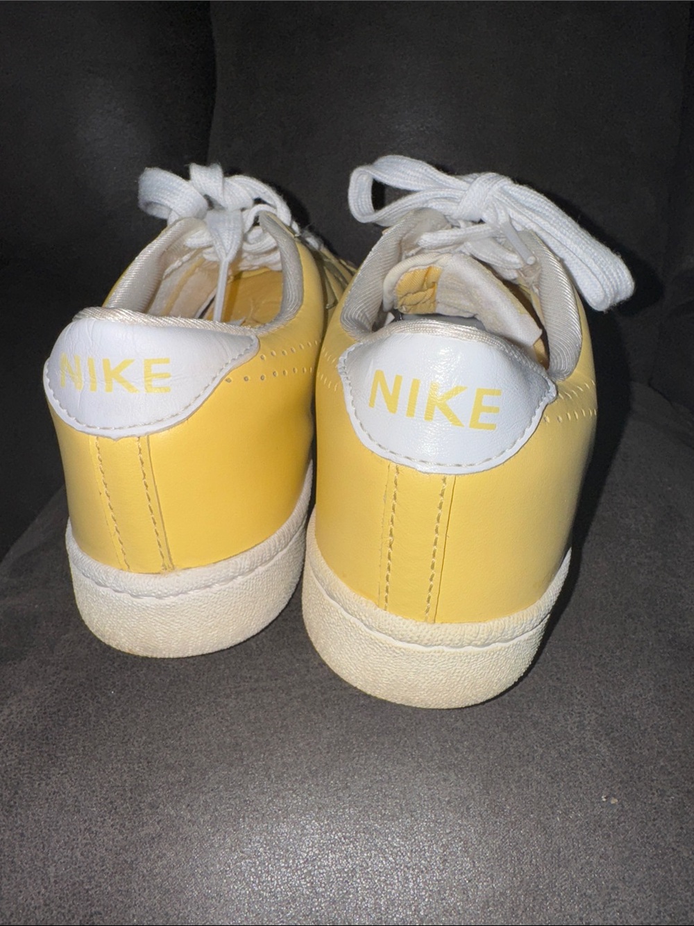 Nike Vintage Wimbledon Yellow Sneakers with White Laces - Picture 4 of 6